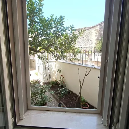 Casa Iole Guest house *